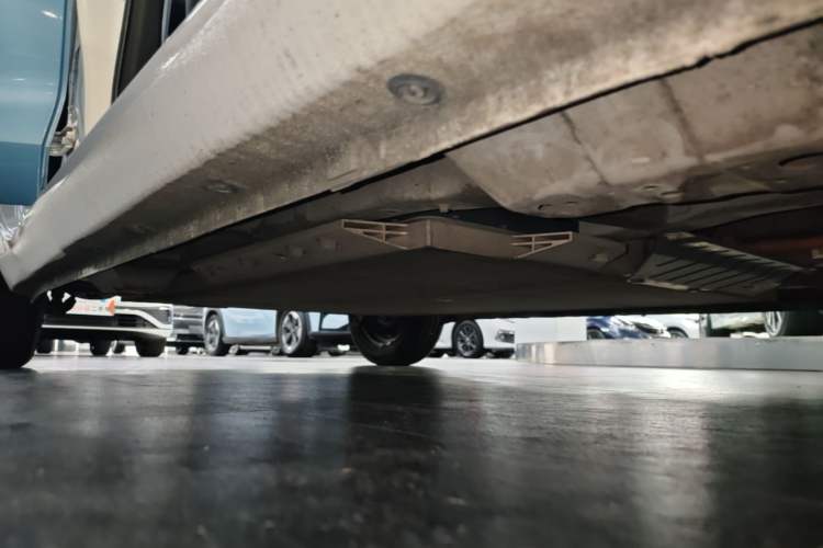 Used ORA Black Cat 2021 301 km Basic Version Right Side Sill