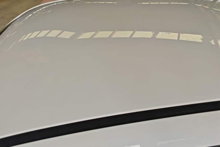 Used ORA Black Cat 2021 301 km Basic Version Roof