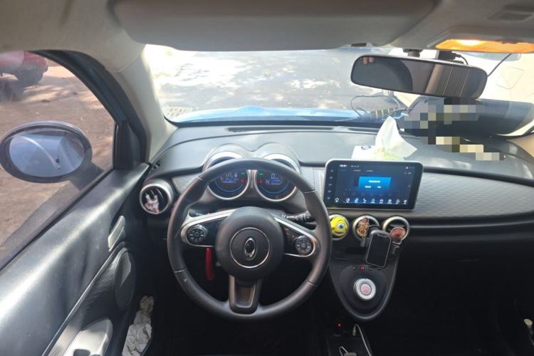 Used ORA Black Cat 2021 351 km Standard Version Steering Wheel