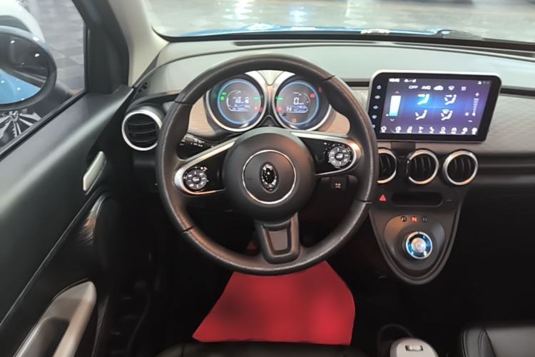 Used ORA Black Cat 2021 351 km Luxury Version Steering Wheel