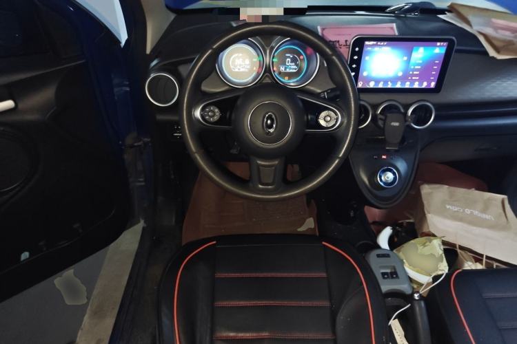 Used ORA Black Cat 2021 301 km Basic Version Steering Wheel