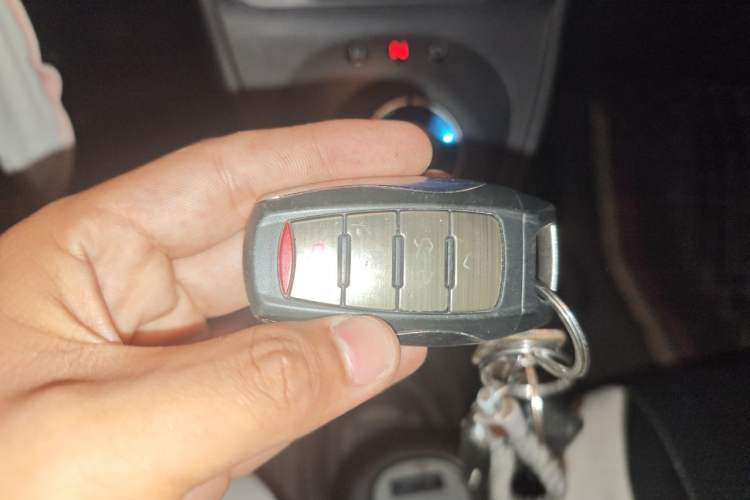 Used ORA Black Cat 2021 301 km Basic Version Vehicle Key