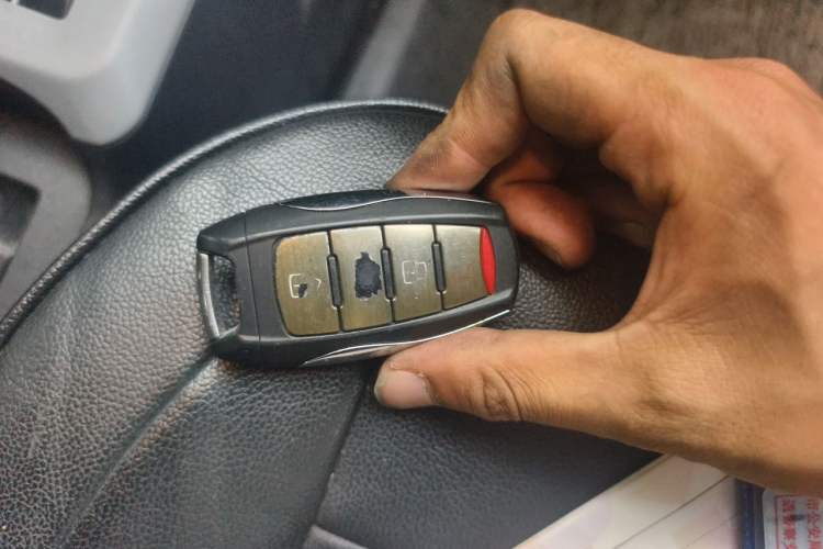 Used ORA Black Cat 2021 351 km Luxury Version Vehicle Key