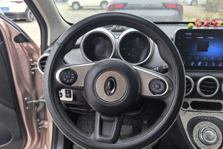 Used ORA Black Cat 2021 351 km Luxury Version Interior 2