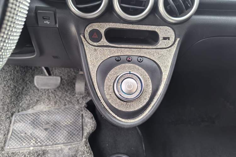 Used ORA Black Cat 2021 351 km Luxury Version Interior 4