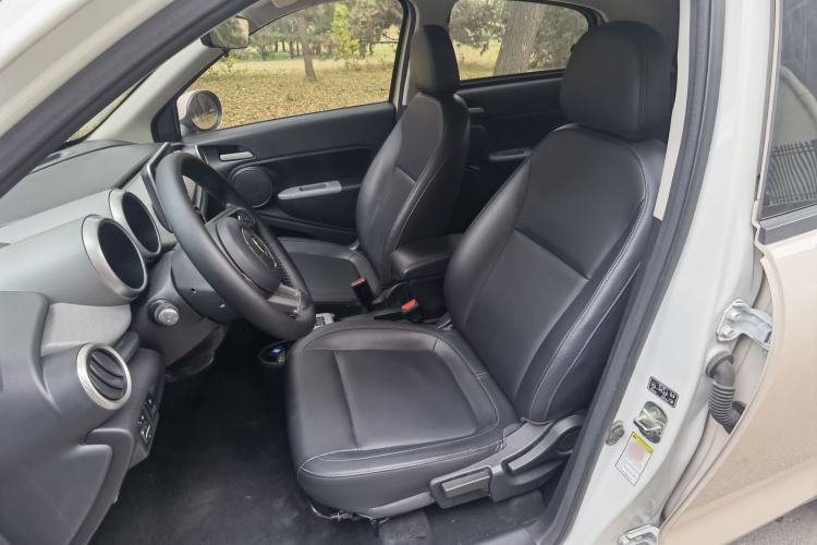 Used ORA Black Cat 2021 351 km Luxury Version Interior 6