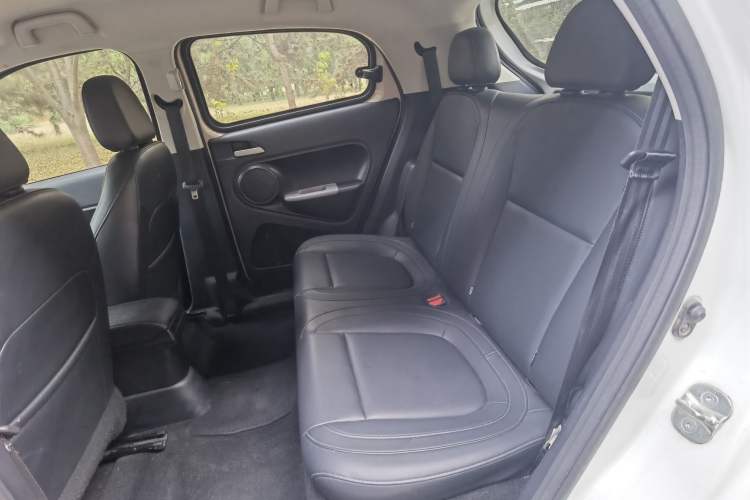 Used ORA Black Cat 2021 351 km Luxury Version Interior 8