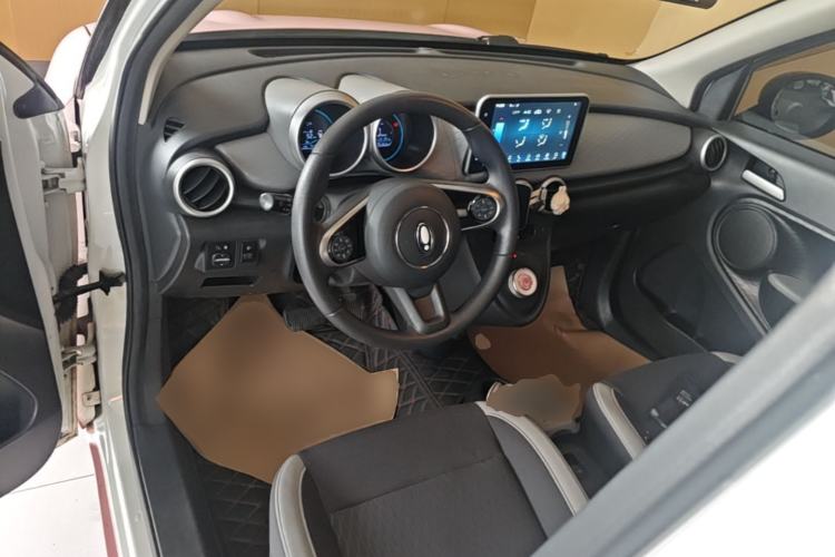 Used ORA Black Cat 2021 301km Cute Pet Edition Center Console