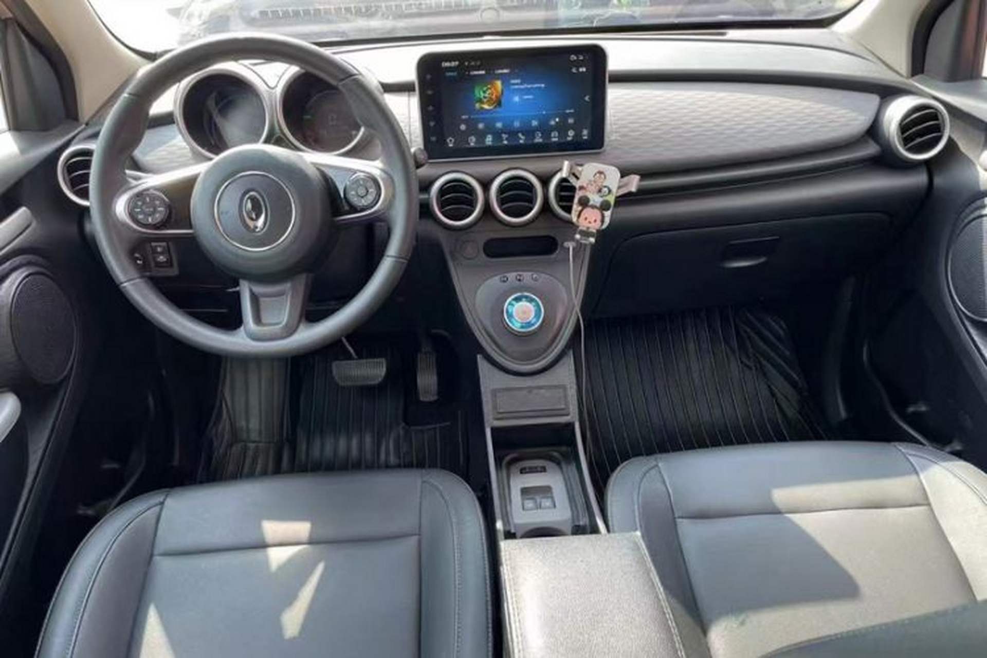 Used ORA Black Cat 2021 405 km Long-Range Version Interior 1