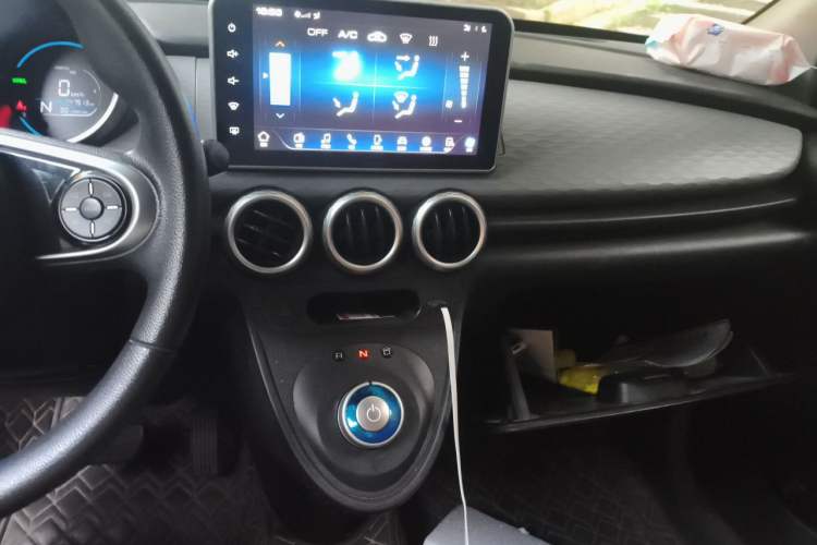 Used ORA Black Cat 2021 301 km Basic Version Audio And AC Panel