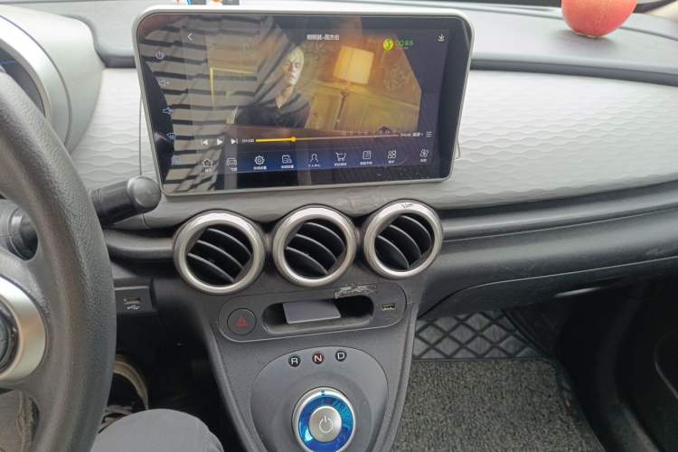 Used ORA Black Cat 2021 301 km Basic Version Audio And AC Panel