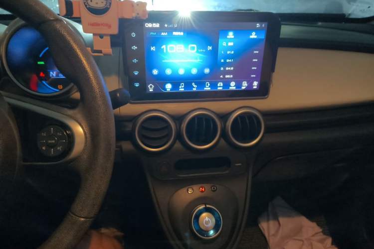 Used ORA Black Cat 2021 301 km Basic Version Audio And AC Panel