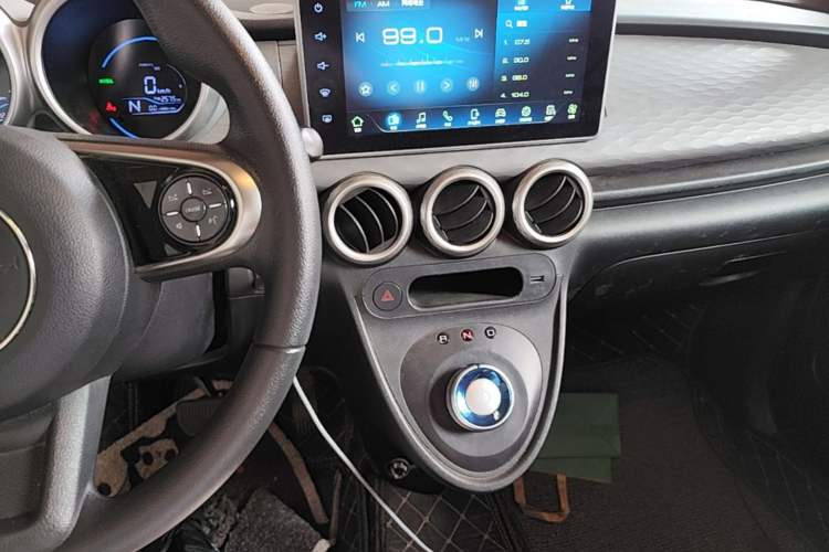 Used ORA Black Cat 2021 351 km Standard Version Audio And AC Panel