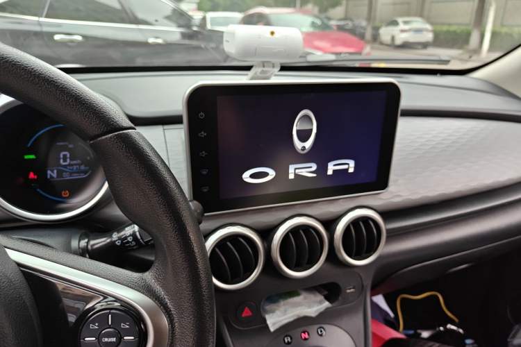 Used ORA Black Cat 2021 301 km Basic Version Audio And AC Panel