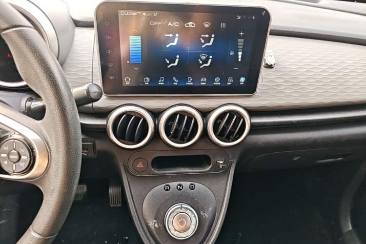 Used ORA Black Cat 2021 351 km Standard Version Audio And AC Panel