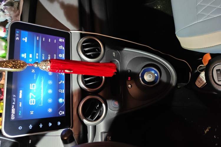 Used ORA Black Cat 2021 301 km Basic Version Audio And AC Panel