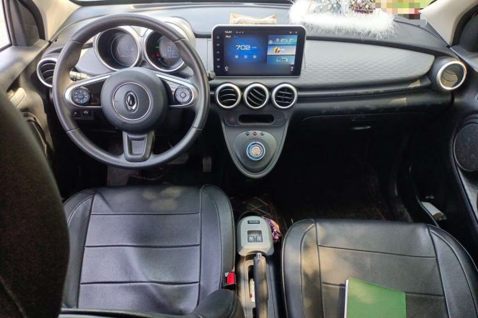 Used ORA Black Cat 2021 301 km Basic Version Center Console