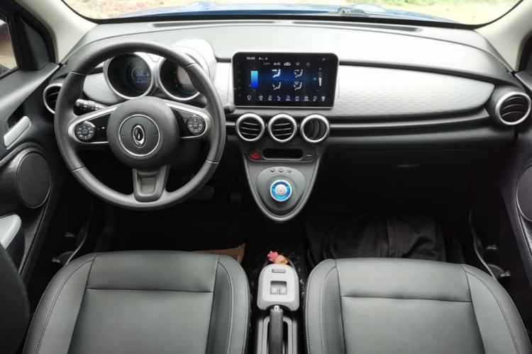 Used ORA Black Cat 2021 351 km Standard Version Center Console