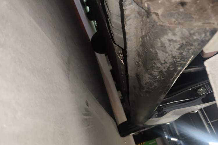 Used ORA Black Cat 2021 301 km Basic Version Chassis Front Left