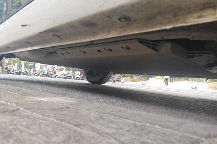 Used ORA Black Cat 2021 301 km Basic Version Chassis Front Right