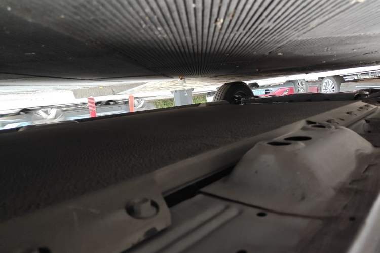 Used ORA Black Cat 2021 301 km Basic Version Chassis Rear Left