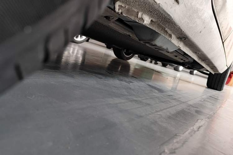 Used ORA Black Cat 2021 351 km Standard Version Chassis Rear Right