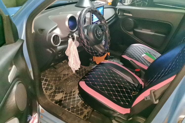 Used ORA Black Cat 2021 301 km Basic Version Driver Seat