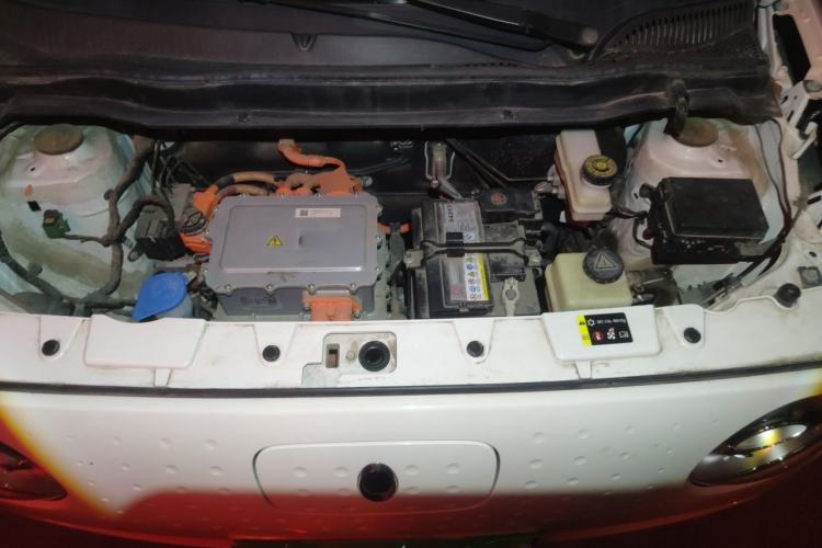 Used ORA Black Cat 2021 301 km Basic Version Engine Bay