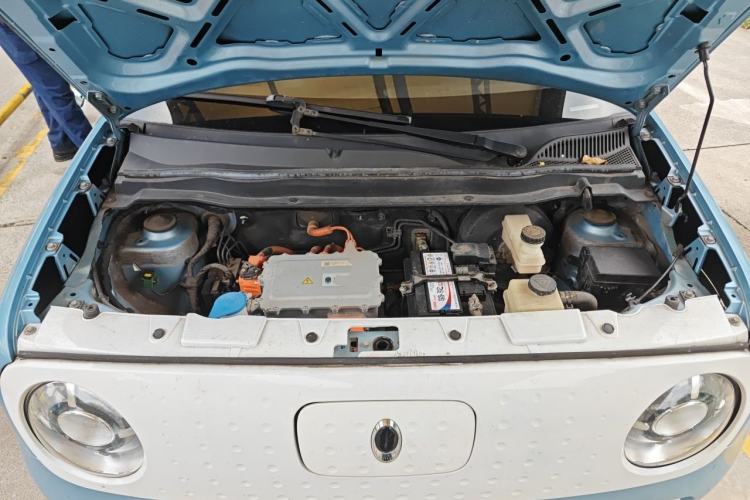 Used ORA Black Cat 2021 301 km Basic Version Engine Bay