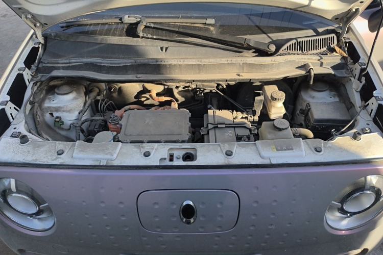 Used ORA Black Cat 2021 301 km Basic Version Engine Bay