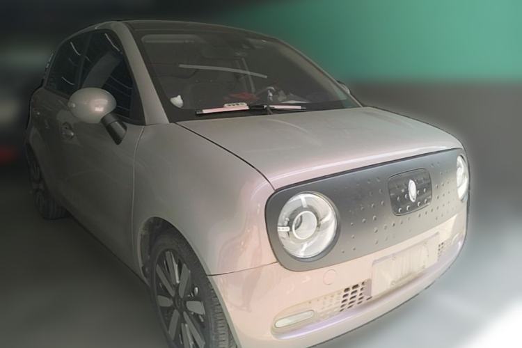 Used ORA Black Cat 2021 351 km Luxury Version Front Right 45 Deg