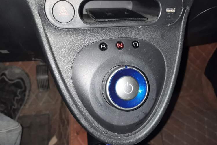 Used ORA Black Cat 2021 351 km Luxury Version Gear Lever