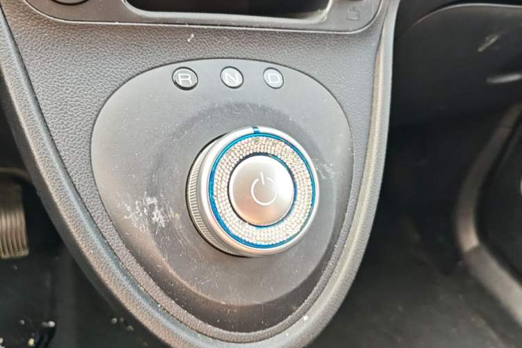 Used ORA Black Cat 2021 351 km Standard Version Gear Lever