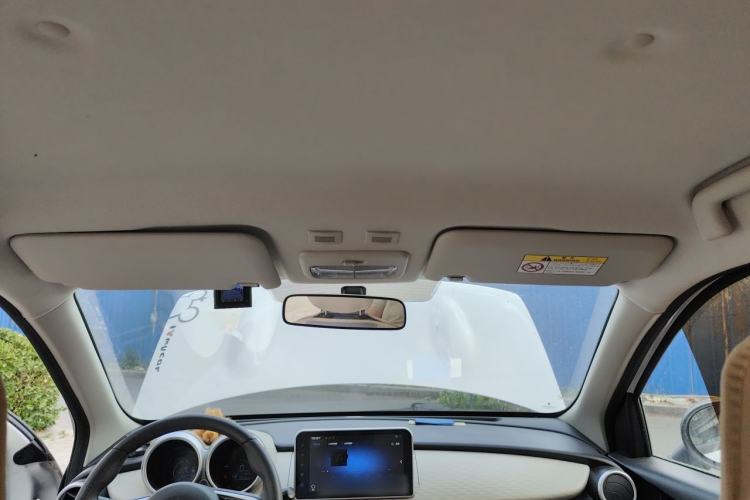 Used ORA Black Cat 2021 301 km Basic Version Headliner