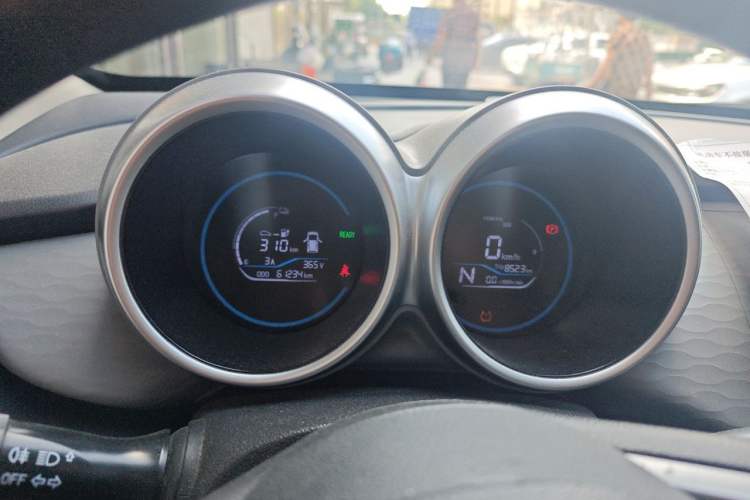 Used ORA Black Cat 2021 351 km Standard Version Instrument Cluster