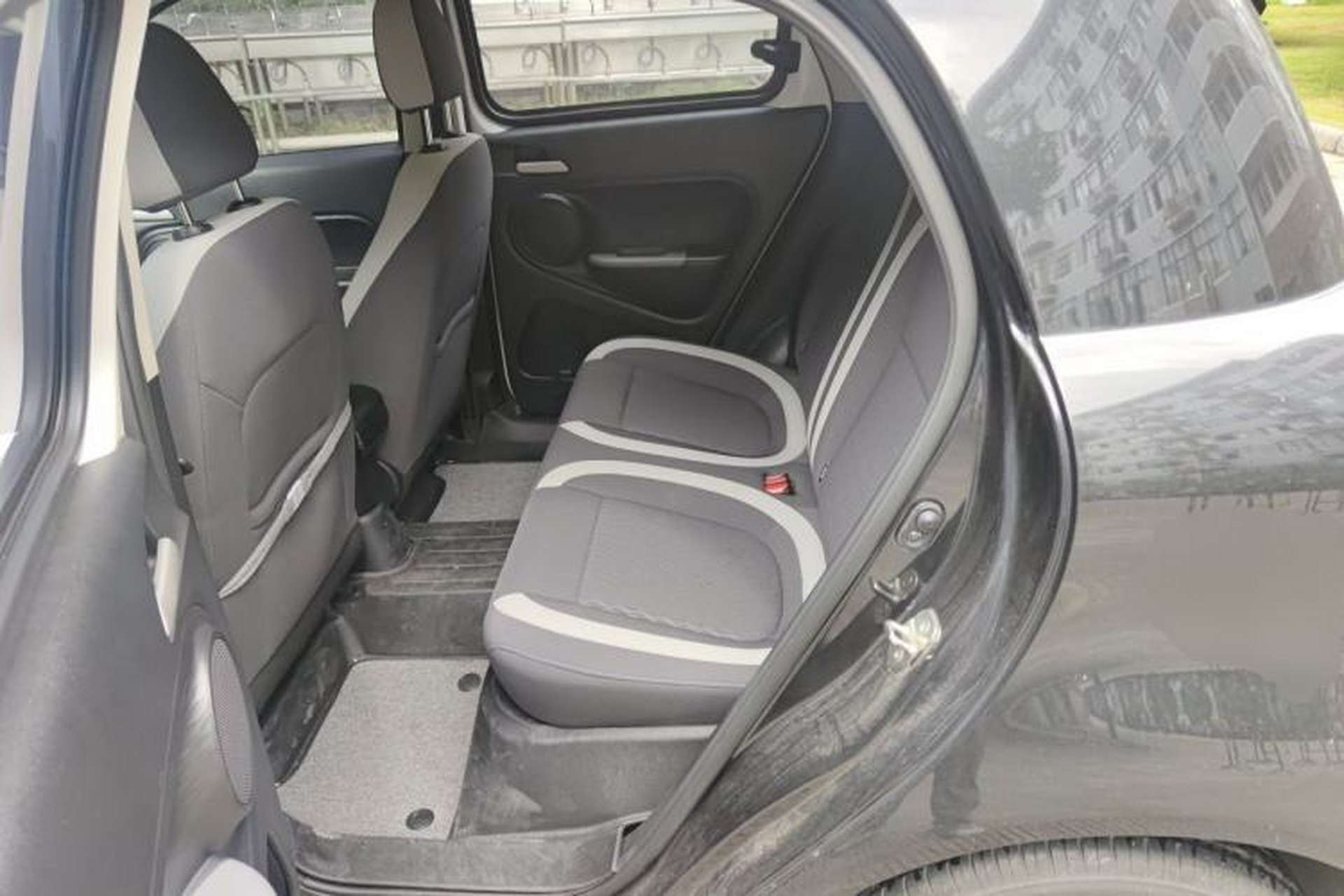 Used ORA Black Cat 2021 301 km Basic Version Left Rear Seat