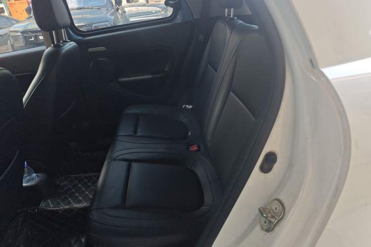 Used ORA Black Cat 2021 351 km Standard Version Left Rear Seat