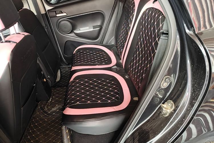 Used ORA Black Cat 2021 301 km Basic Version Left Rear Seat