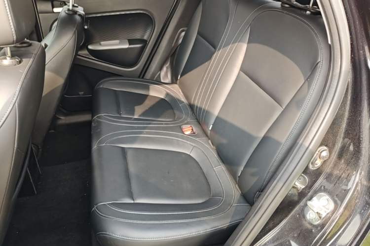 Used ORA Black Cat 2021 351 km Standard Version Left Rear Seat