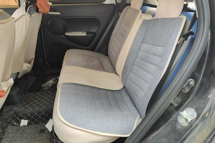 Used ORA Black Cat 2021 301 km Basic Version Left Rear Seat