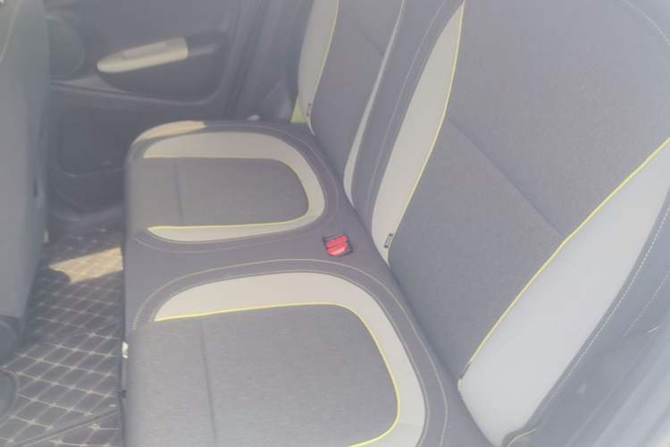 Used ORA Black Cat 2021 351 km Standard Version Left Rear Seat