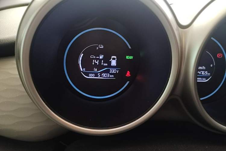 Used ORA Black Cat 2021 351 km Luxury Version Odometer Close Up