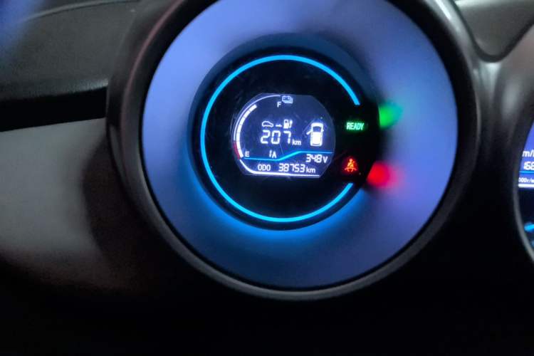 Used ORA Black Cat 2021 351 km Luxury Version Odometer Close Up