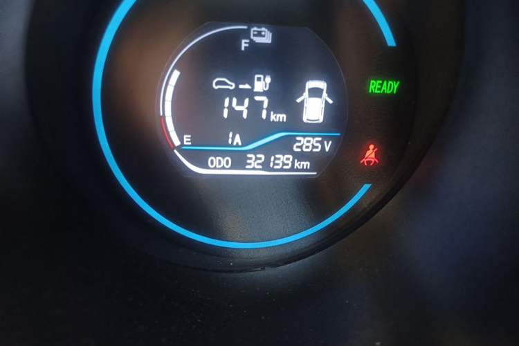 Used ORA Black Cat 2021 301 km Basic Version Odometer Close Up