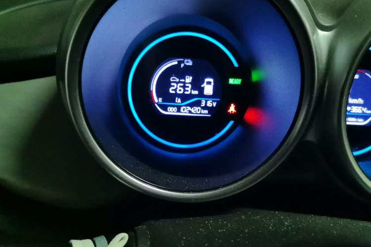 Used ORA Black Cat 2021 301 km Basic Version Odometer Close Up