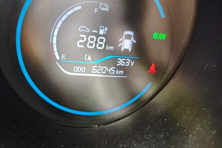 Used ORA Black Cat 2021 351 km Luxury Version Odometer Close Up