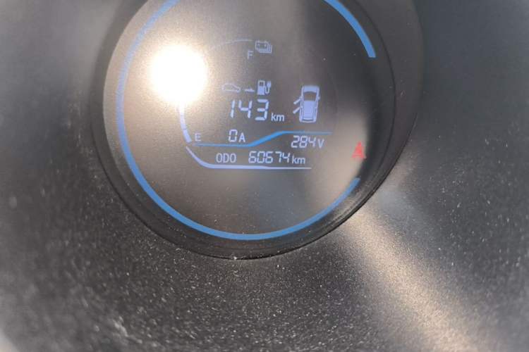 Used ORA Black Cat 2021 301 km Basic Version Odometer Close Up