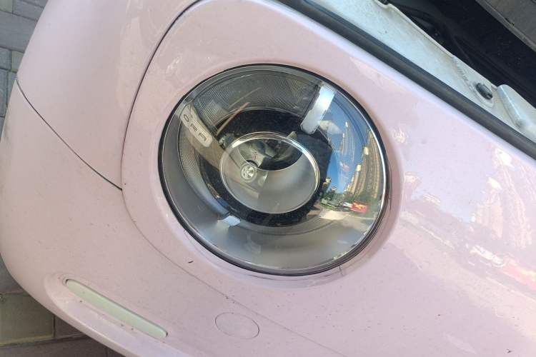 Used ORA Black Cat 2021 301 km Basic Version Right Front Headlight