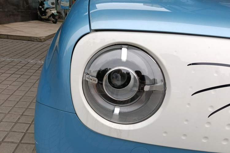 Used ORA Black Cat 2021 301km Cute Pet Edition Right Front Headlight