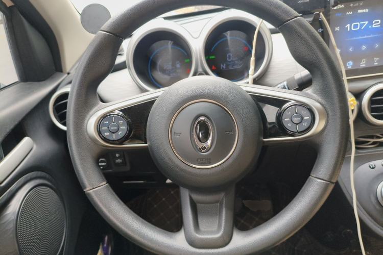 Used ORA Black Cat 2021 351 km Luxury Version Steering Wheel